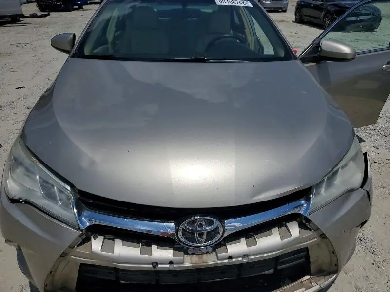 2015 TOYOTA CAMRY XLE V6  