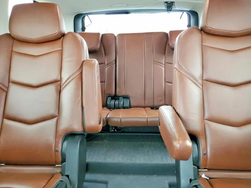 2018 CADILLAC ESCALADE PREMIUM LUXURY  