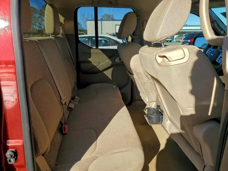 2013 NISSAN FRONTIER S  