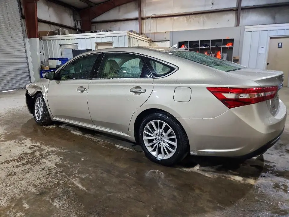 2016 TOYOTA AVALON LIMITED  