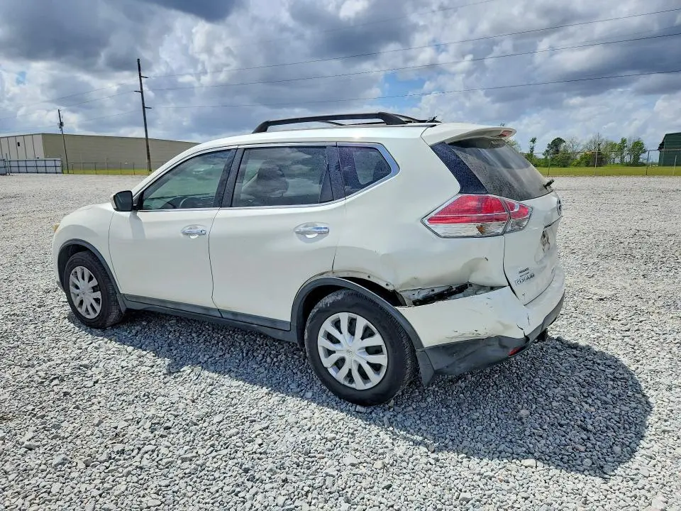2015 NISSAN ROGUE S  