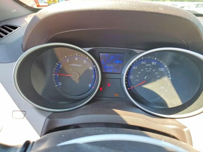 2012 HYUNDAI TUCSON GLS  