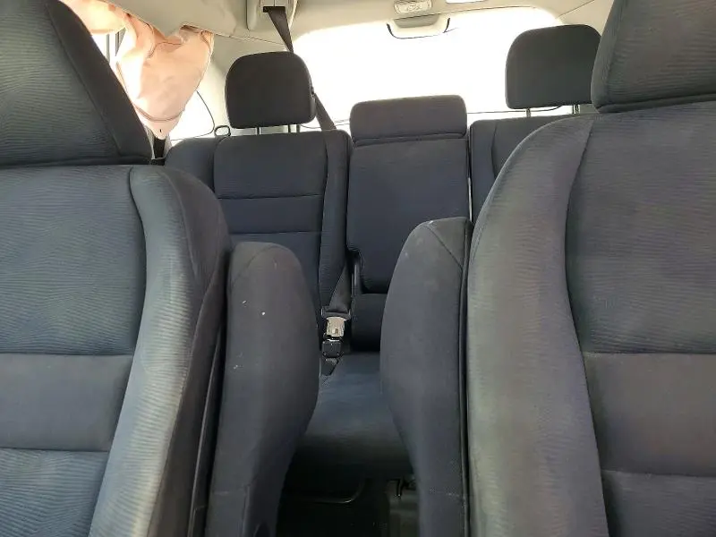 2010 HONDA CR-V LX  
