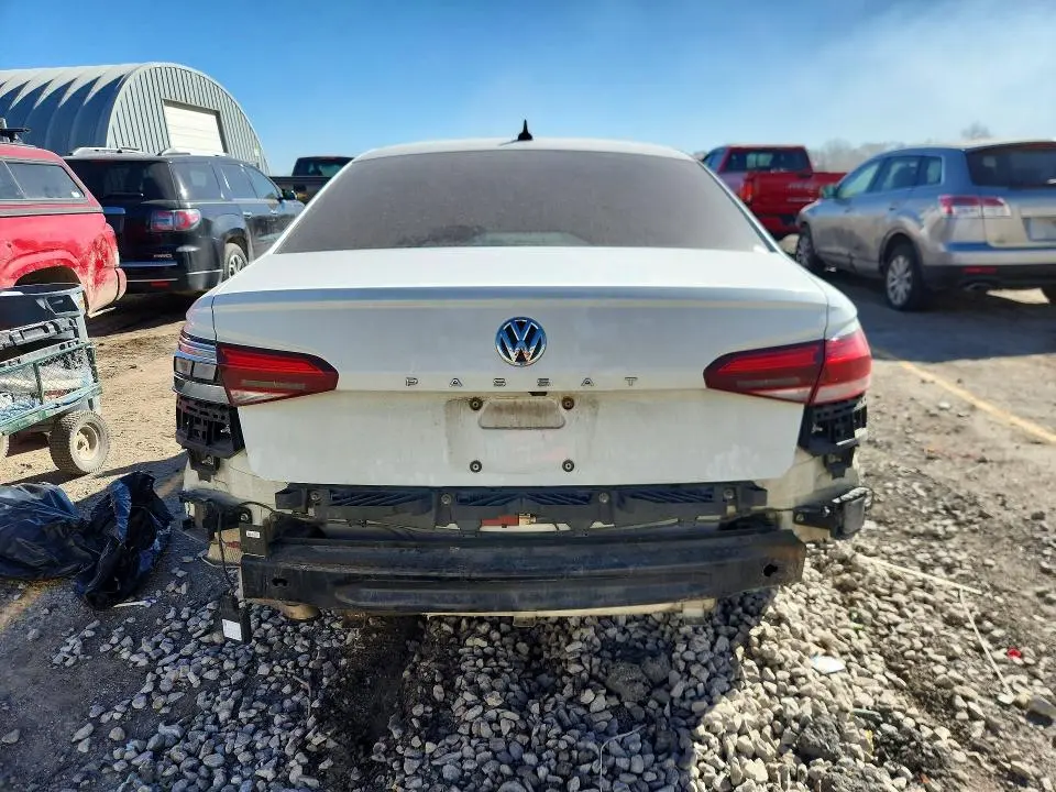 2021 VOLKSWAGEN PASSAT SE  