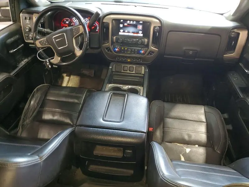 2015 GMC SIERRA K2500 DENALI  