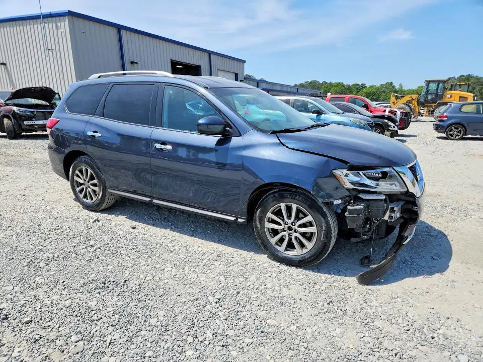 2015 NISSAN PATHFINDER SV  
