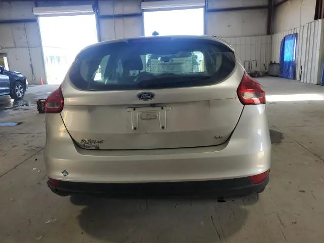 2016 FORD FOCUS SE  