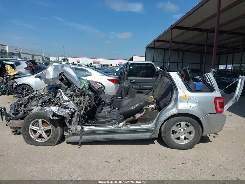 2012 FORD ESCAPE LIMITED