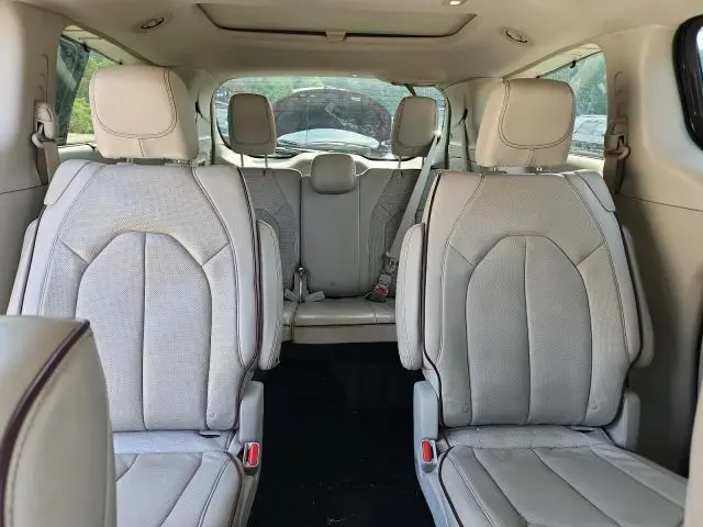 2018 CHRYSLER PACIFICA LIMITED  
