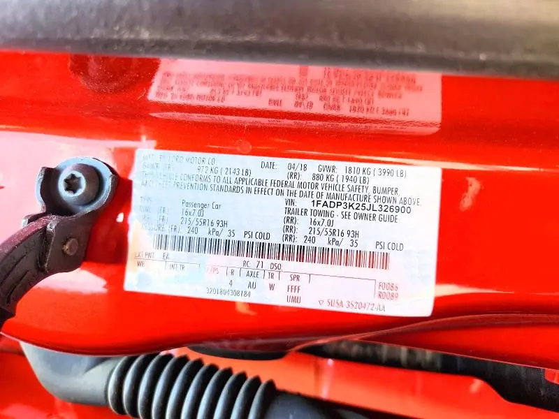 2018 FORD FOCUS SE  