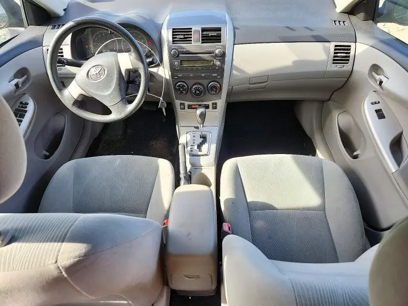 2011 TOYOTA COROLLA LE  