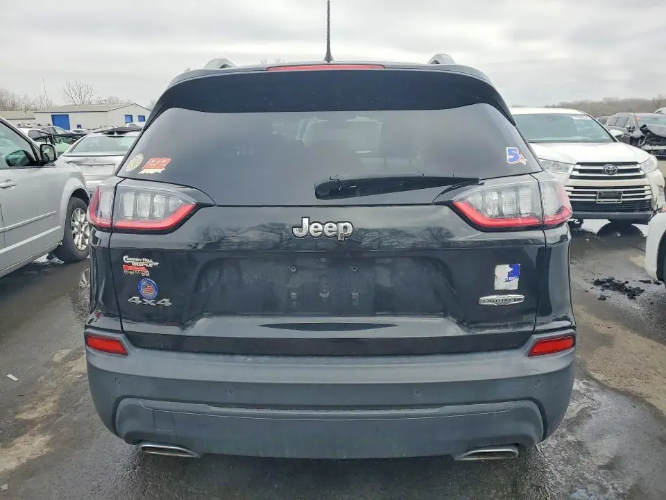 2019 JEEP CHEROKEE LATITUDE PLUS  
