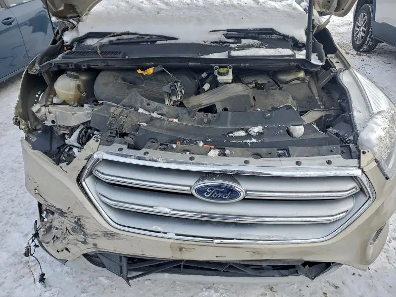 2017 FORD ESCAPE TITANIUM  