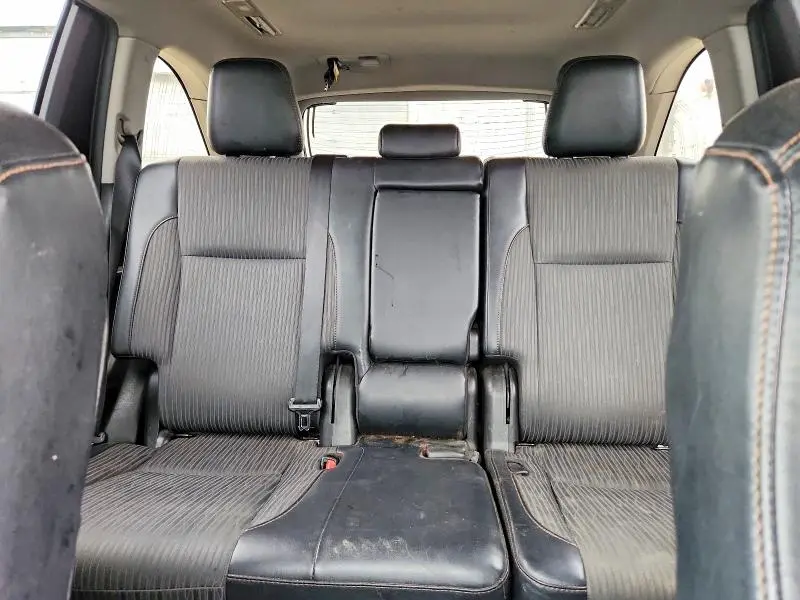 2019 TOYOTA HIGHLANDER LE PLUS  