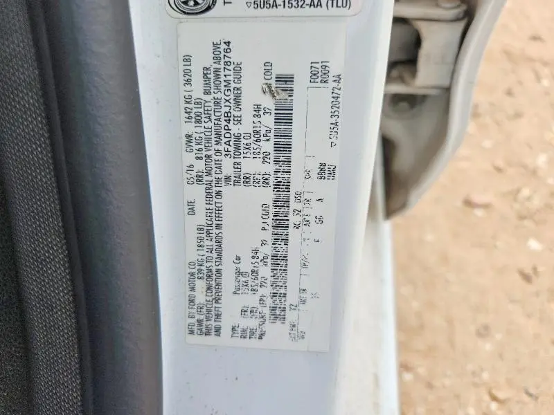 2016 FORD FIESTA SE  