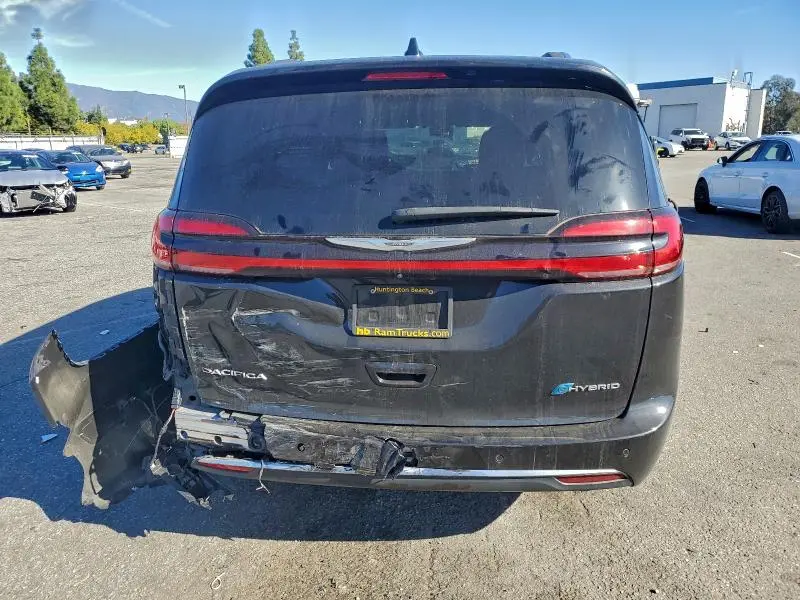 2023 CHRYSLER PACIFICA HYBRID PINNACLE  