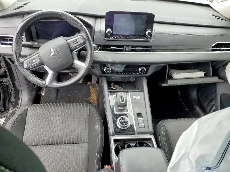 2024 MITSUBISHI OUTLANDER ES  