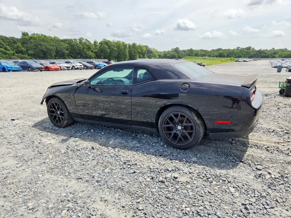 2015 DODGE CHALLENGER SXT  