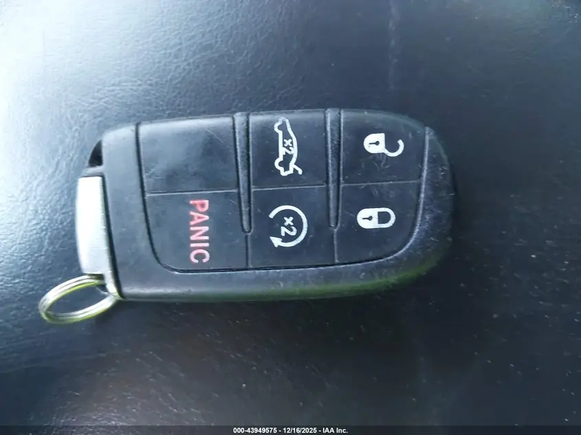 2015 CHRYSLER 300C AWD