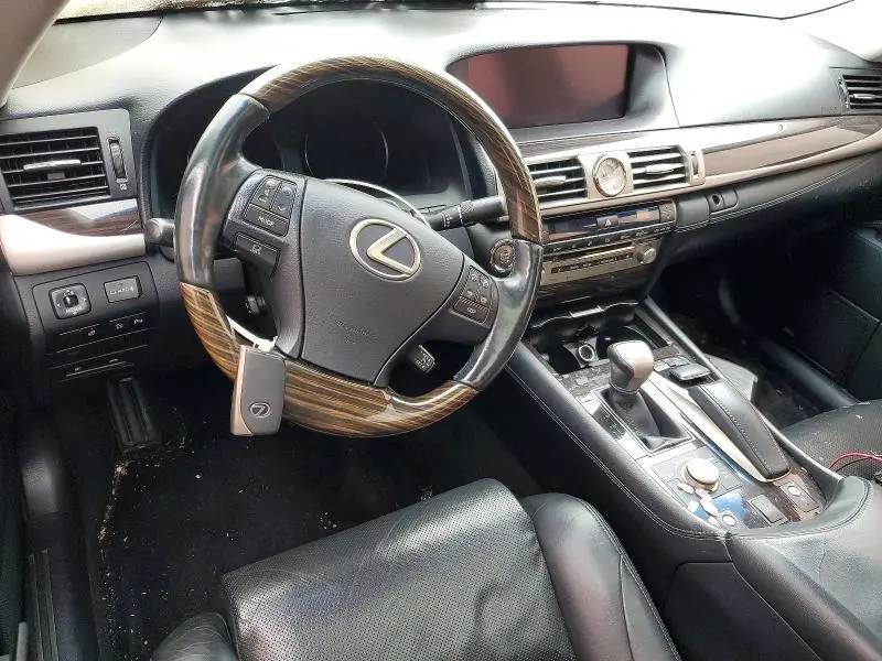 2014 LEXUS LS 460  