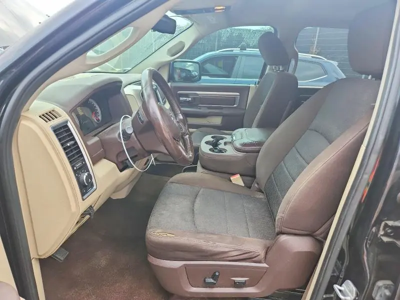 2014 RAM 1500 SLT  