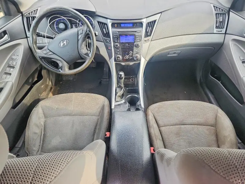 2013 HYUNDAI SONATA GLS  