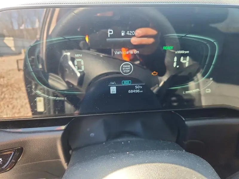 2023 KIA NIRO SX  