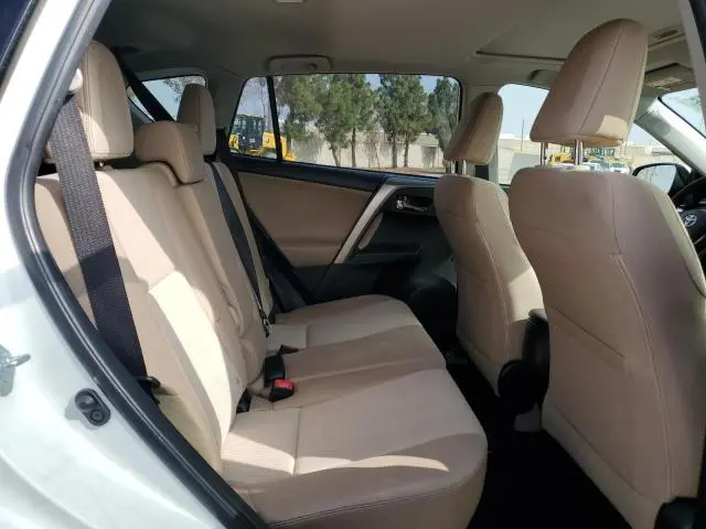 2015 TOYOTA RAV4 XLE  