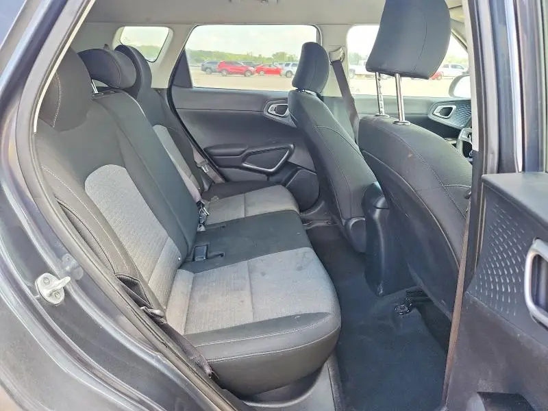 2020 KIA SOUL S  