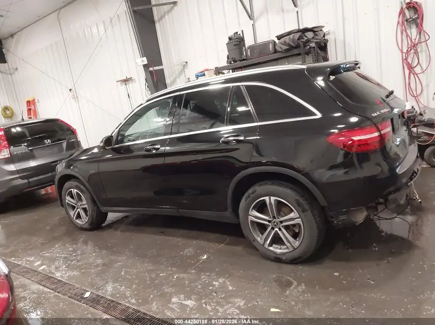 2019 MERCEDES-BENZ GLC 350E 4MATIC