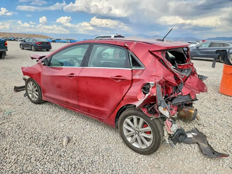 2017 HYUNDAI ELANTRA GT BASE  