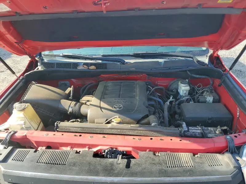 2016 TOYOTA TUNDRA CREWMAX SR5  