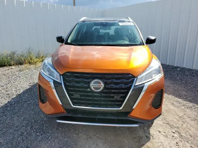2021 NISSAN KICKS SV  