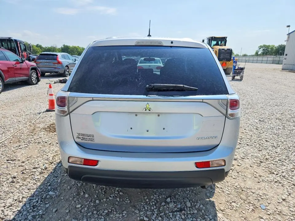 2014 MITSUBISHI OUTLANDER ES  