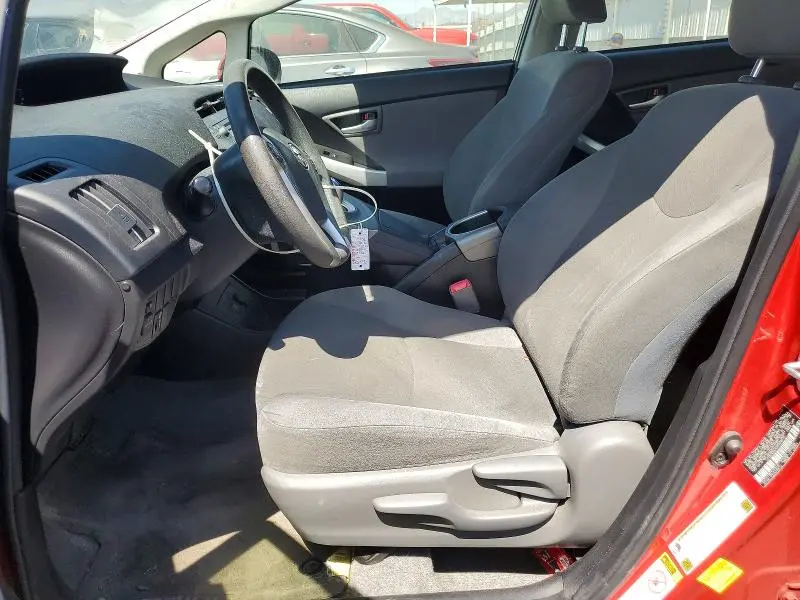 2013 TOYOTA PRIUS TWO  