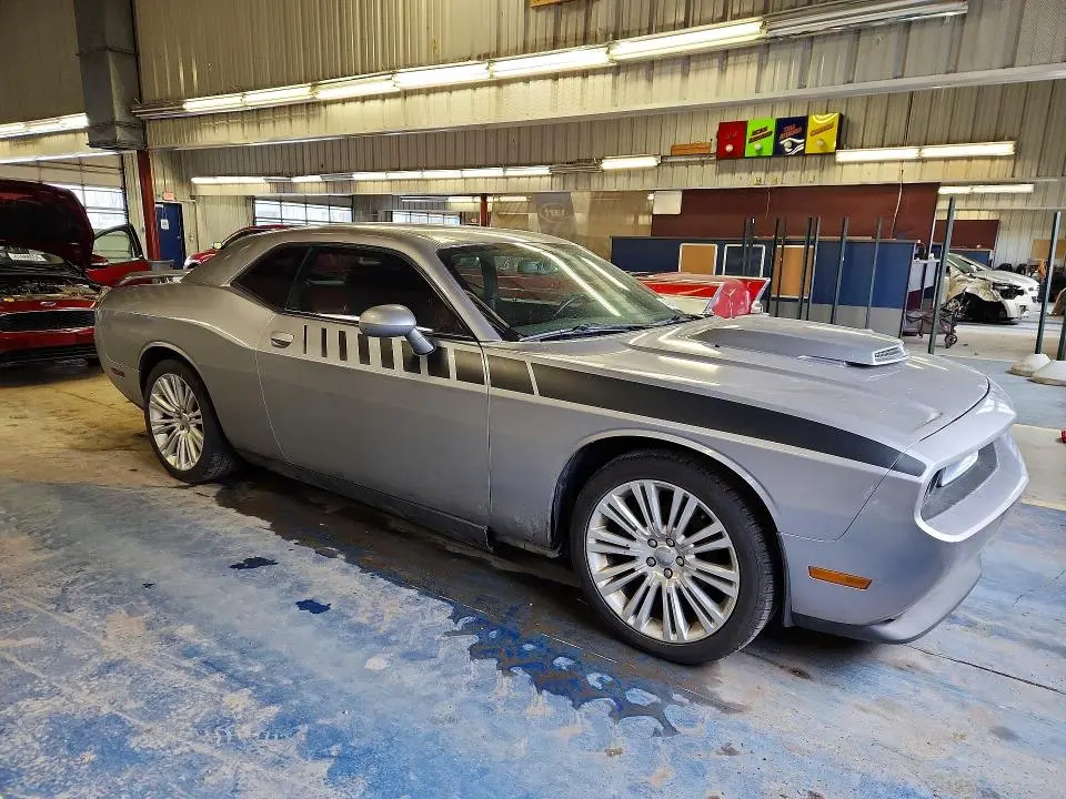 2014 DODGE CHALLENGER R  