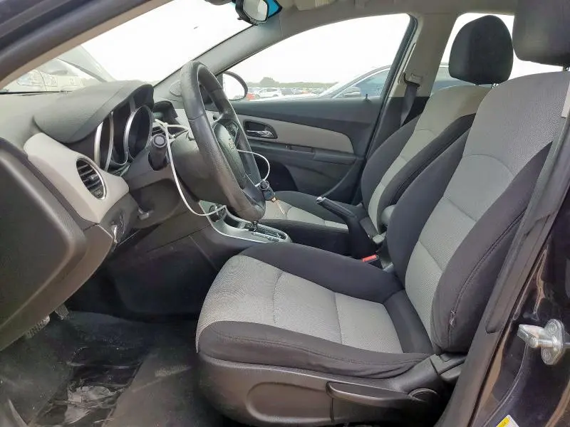 2015 CHEVROLET CRUZE LS  