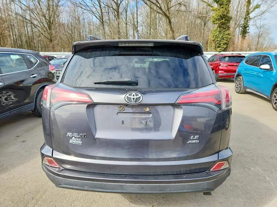 2017 TOYOTA RAV4 LE  