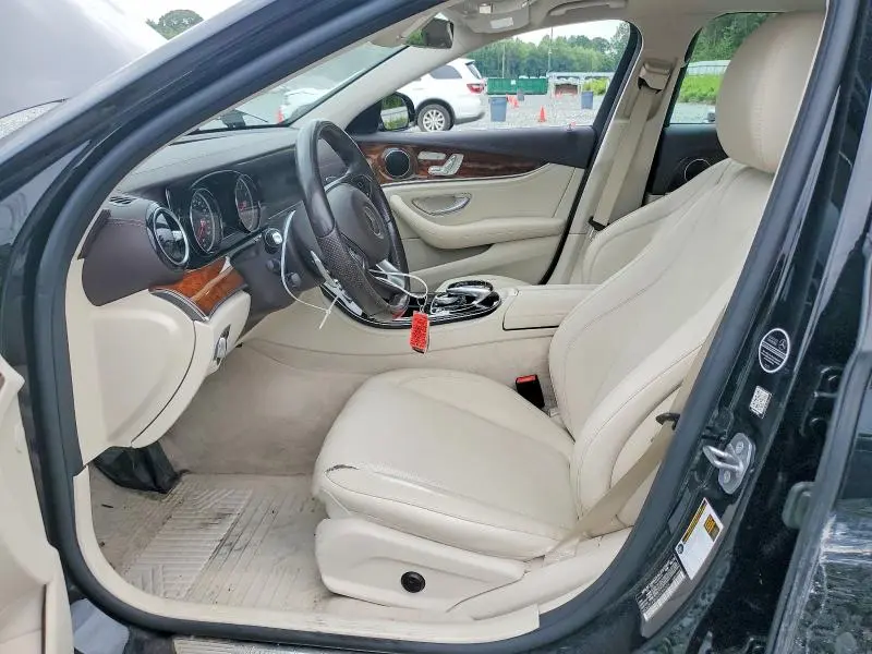 2017 MERCEDES-BENZ E 300  