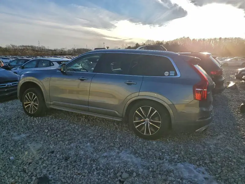 2020 VOLVO XC90 T5 MOMENTUM  
