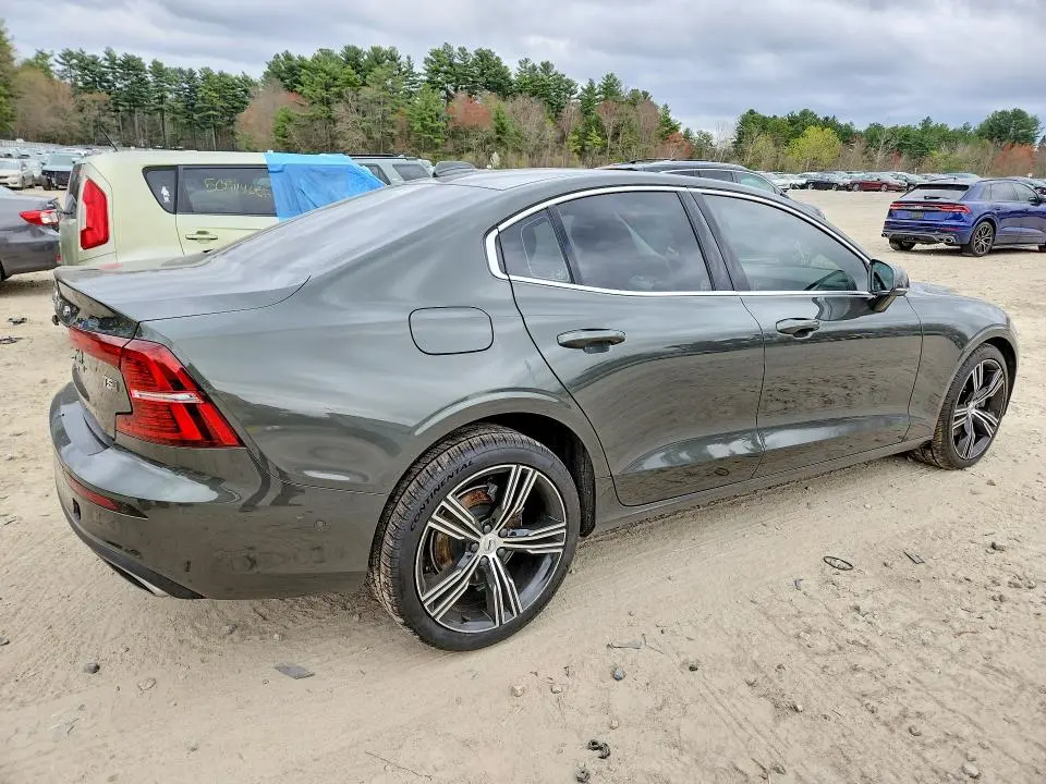 2021 VOLVO S60 T5 INSCRIPTION  