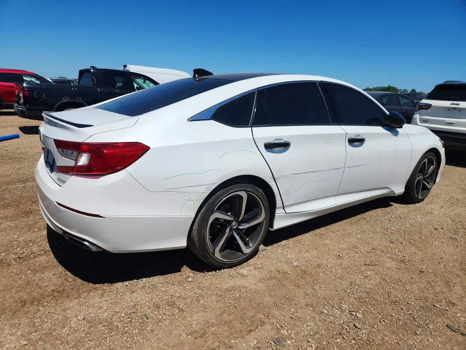 2022 HONDA ACCORD SPORT  
