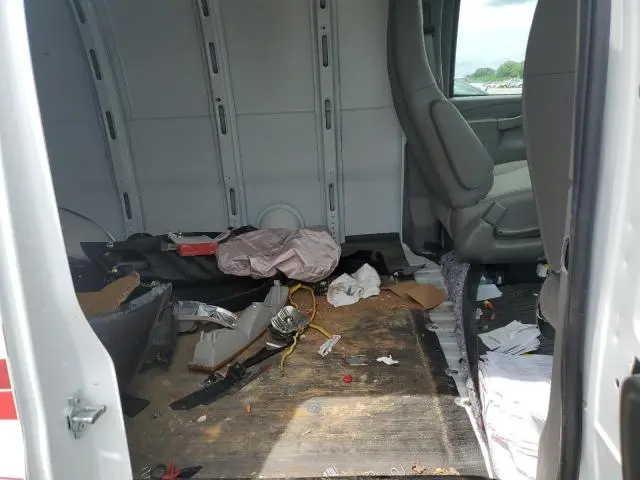 2024 CHEVROLET EXPRESS G2500   