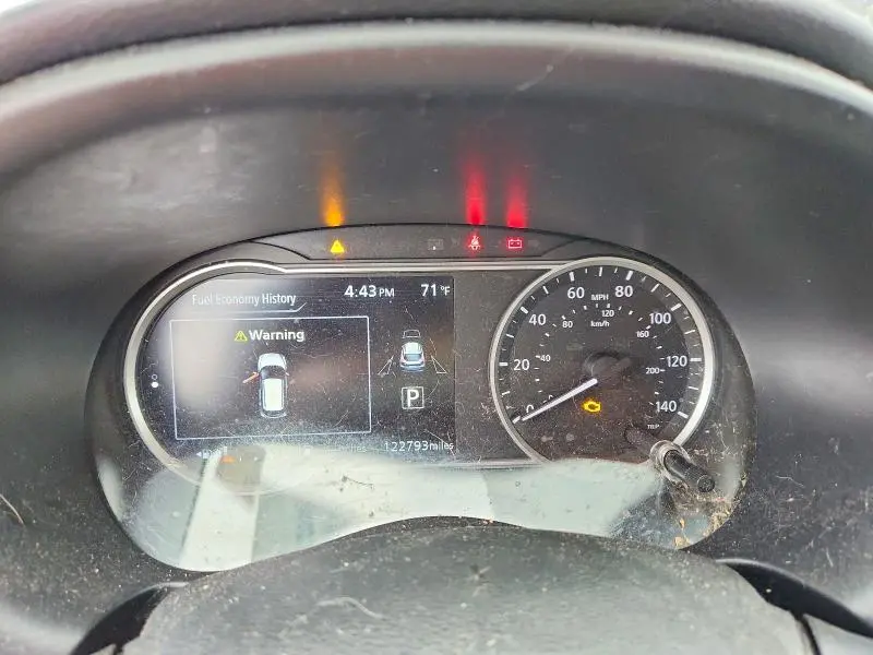 2018 NISSAN KICKS SV  