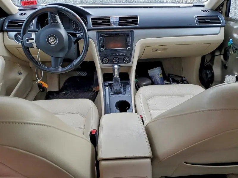 2015 VOLKSWAGEN PASSAT S  