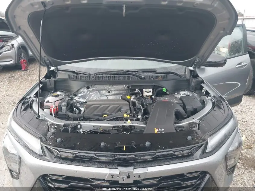 2025 CHEVROLET TRAX FWD ACTIV