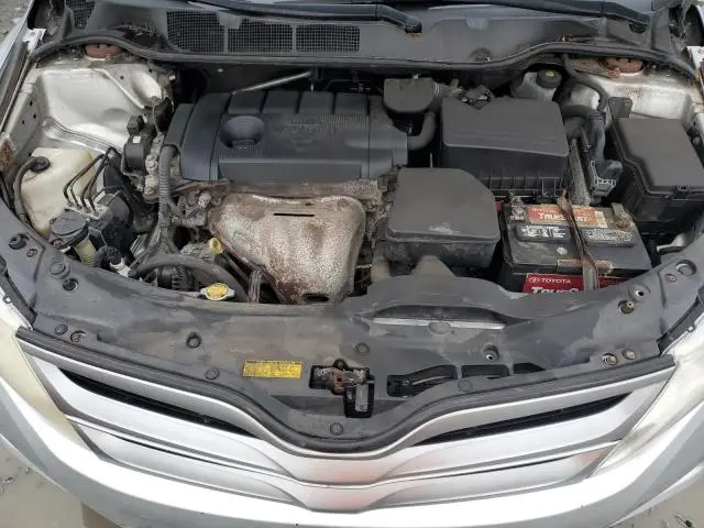 2013 TOYOTA VENZA LE  