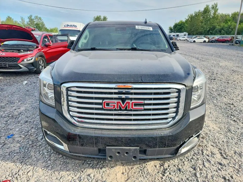 2017 GMC YUKON XL K1500 SLT  