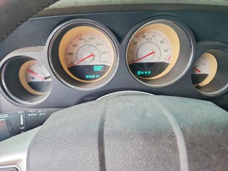 2012 DODGE CHALLENGER SXT  