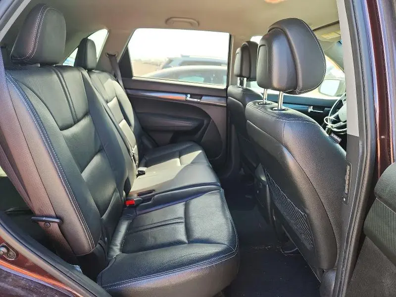 2011 KIA SORENTO SX  